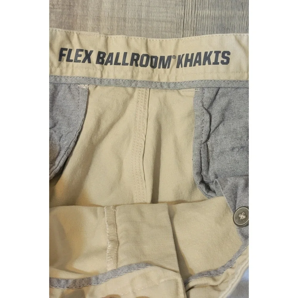 Duluth Trading Co Mens 36x30 Trim Fit Beige Flex Ballroom Khakis Chino Pants EUC